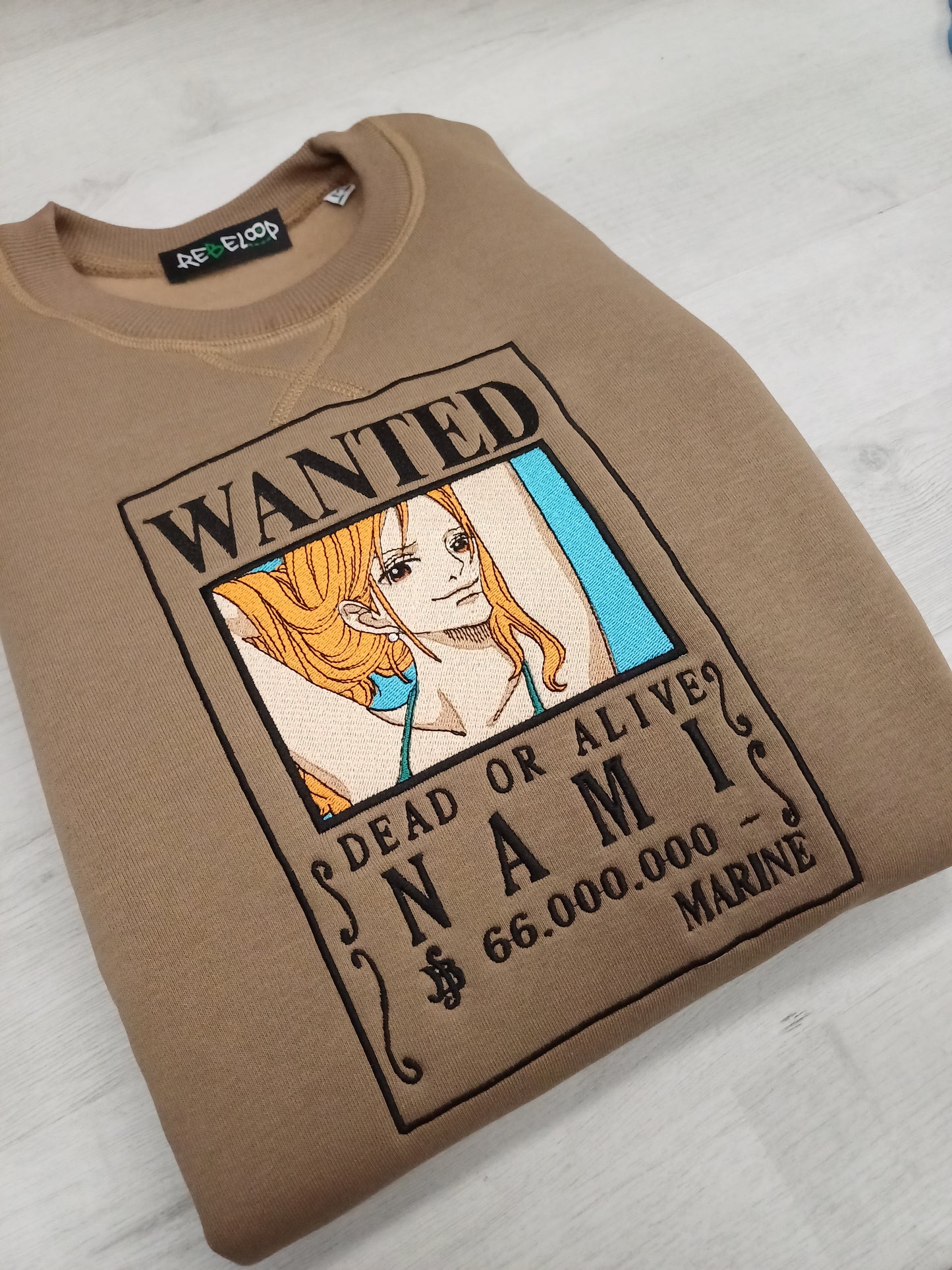 One Piece Nami Wanted papyr embroidered sweatshirt