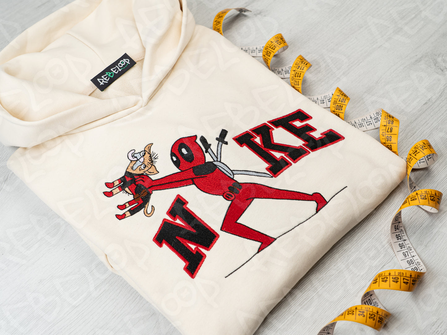 Felpa ricamata Deadpool & Dogpool