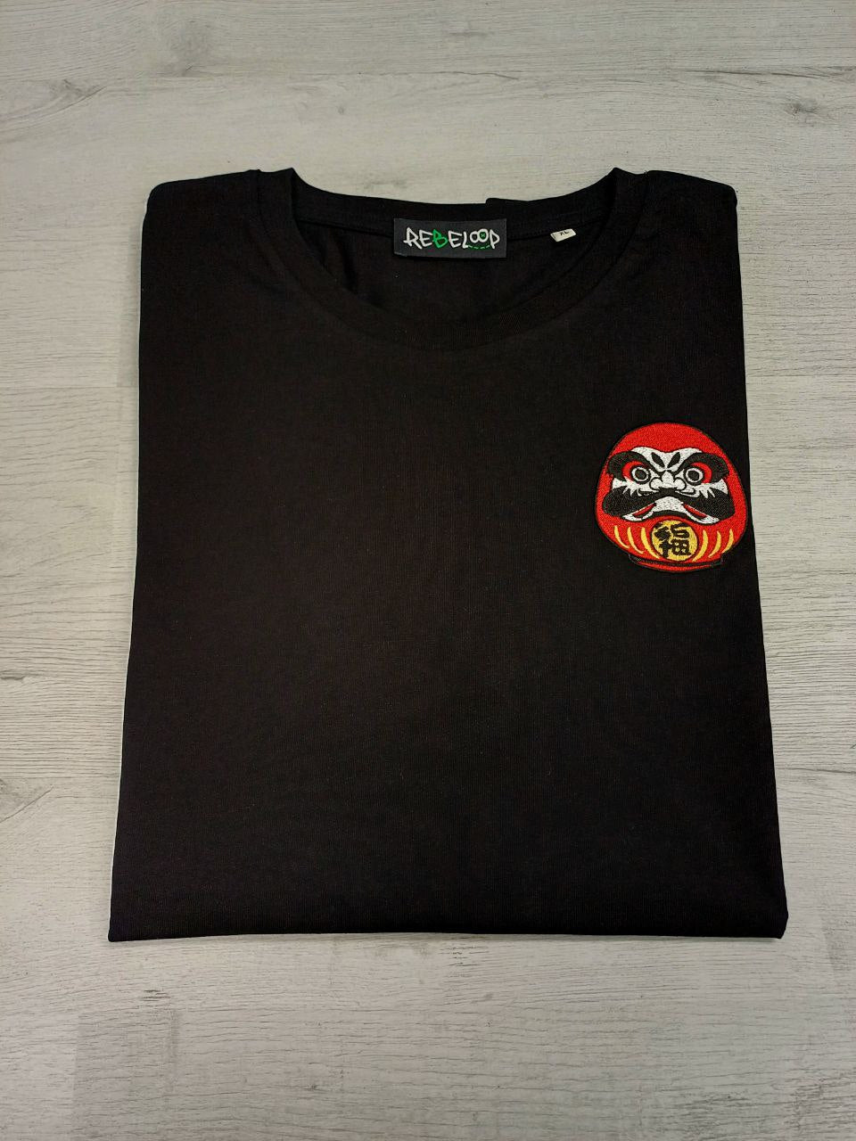 T-shirt ricamata Daruma