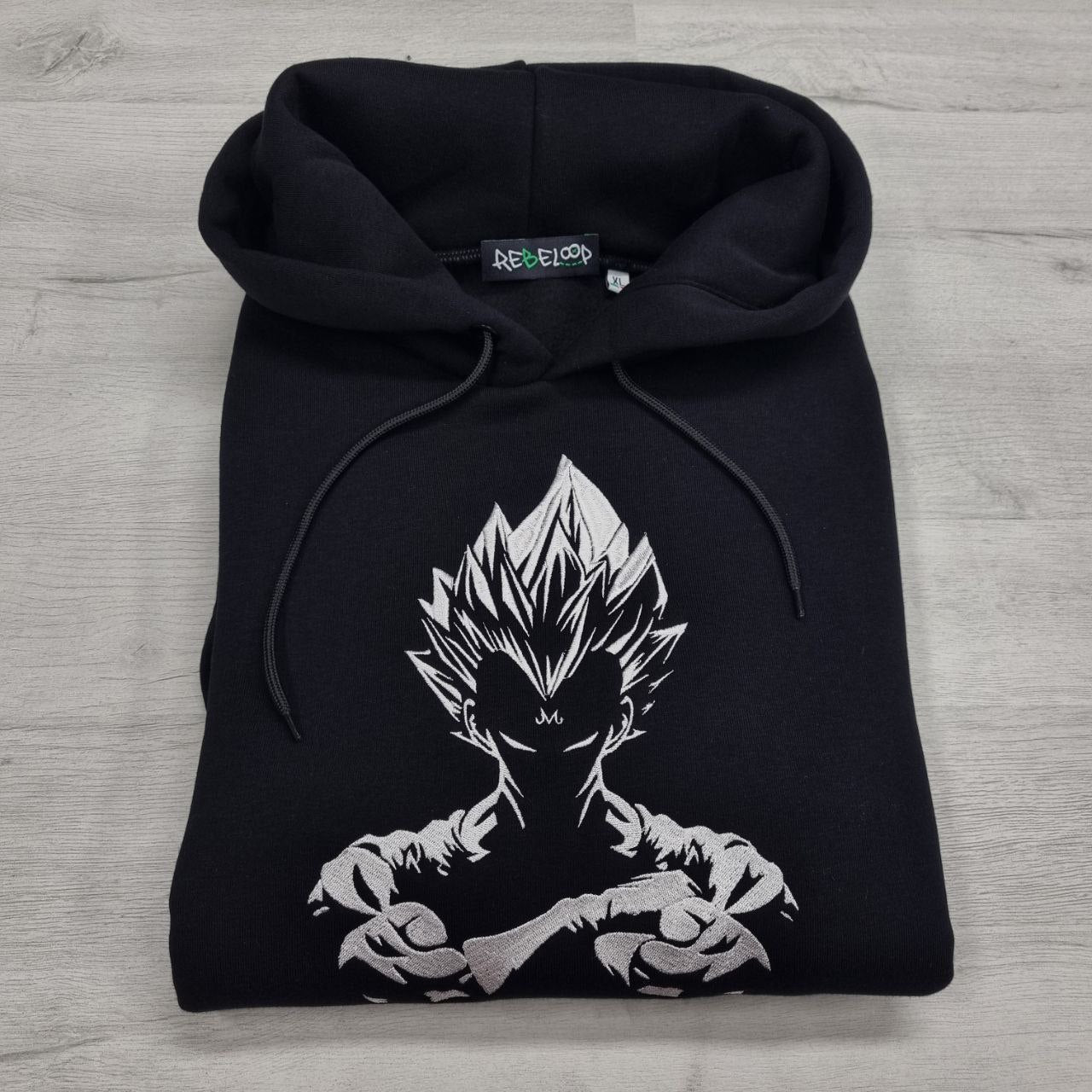 Felpa ricamata Majin Vegeta