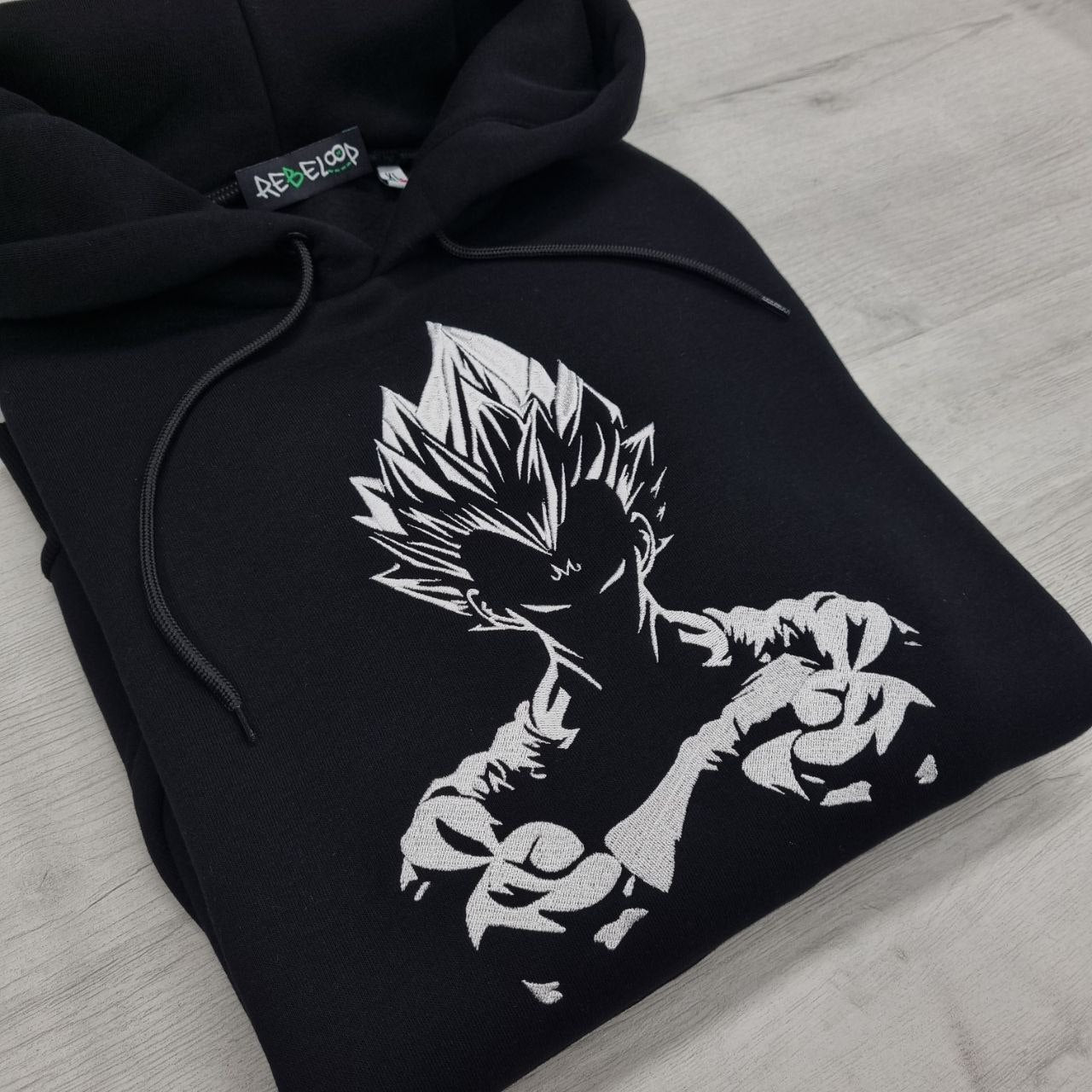 Felpa ricamata Majin Vegeta
