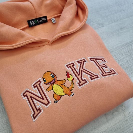 Felpa ricamata Charmander
